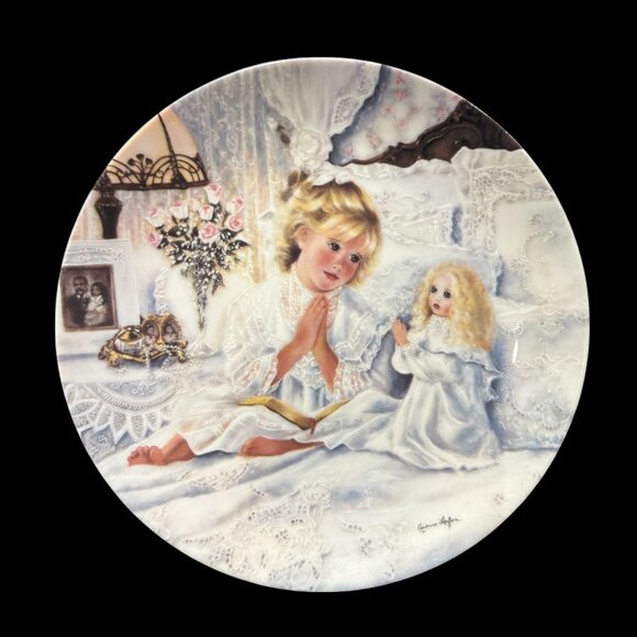 Vintage Collector Plate "Now I Lay Me Down to Sleep" by Corinne Layton - Picture 1 of 2